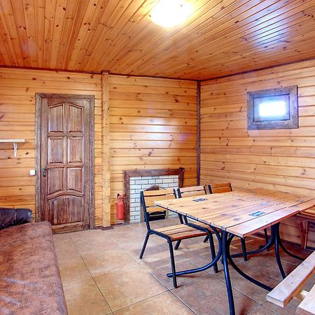 Mayak Resort Kam'yani Potoky 外观 照片