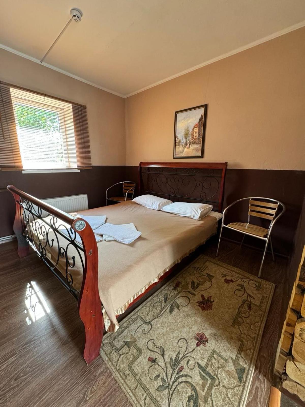 Mayak Resort Kam'yani Potoky 外观 照片