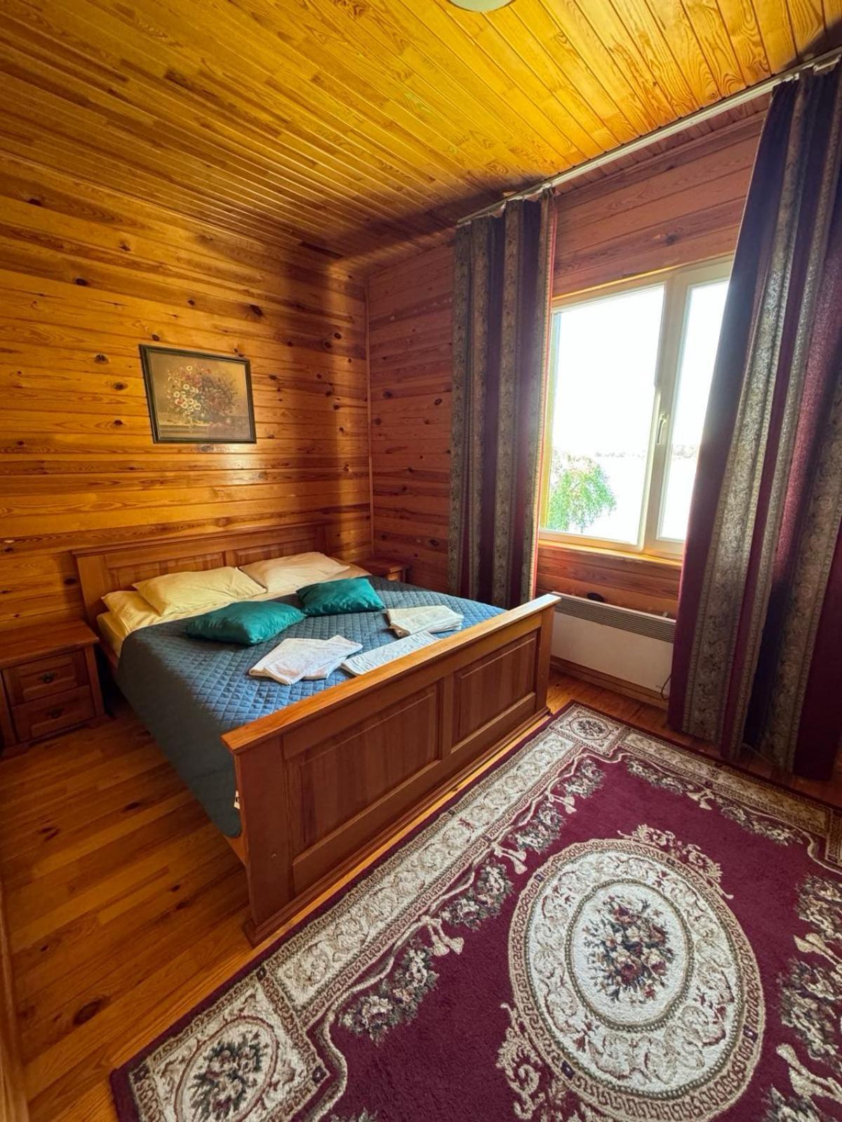 Mayak Resort Kam'yani Potoky 外观 照片