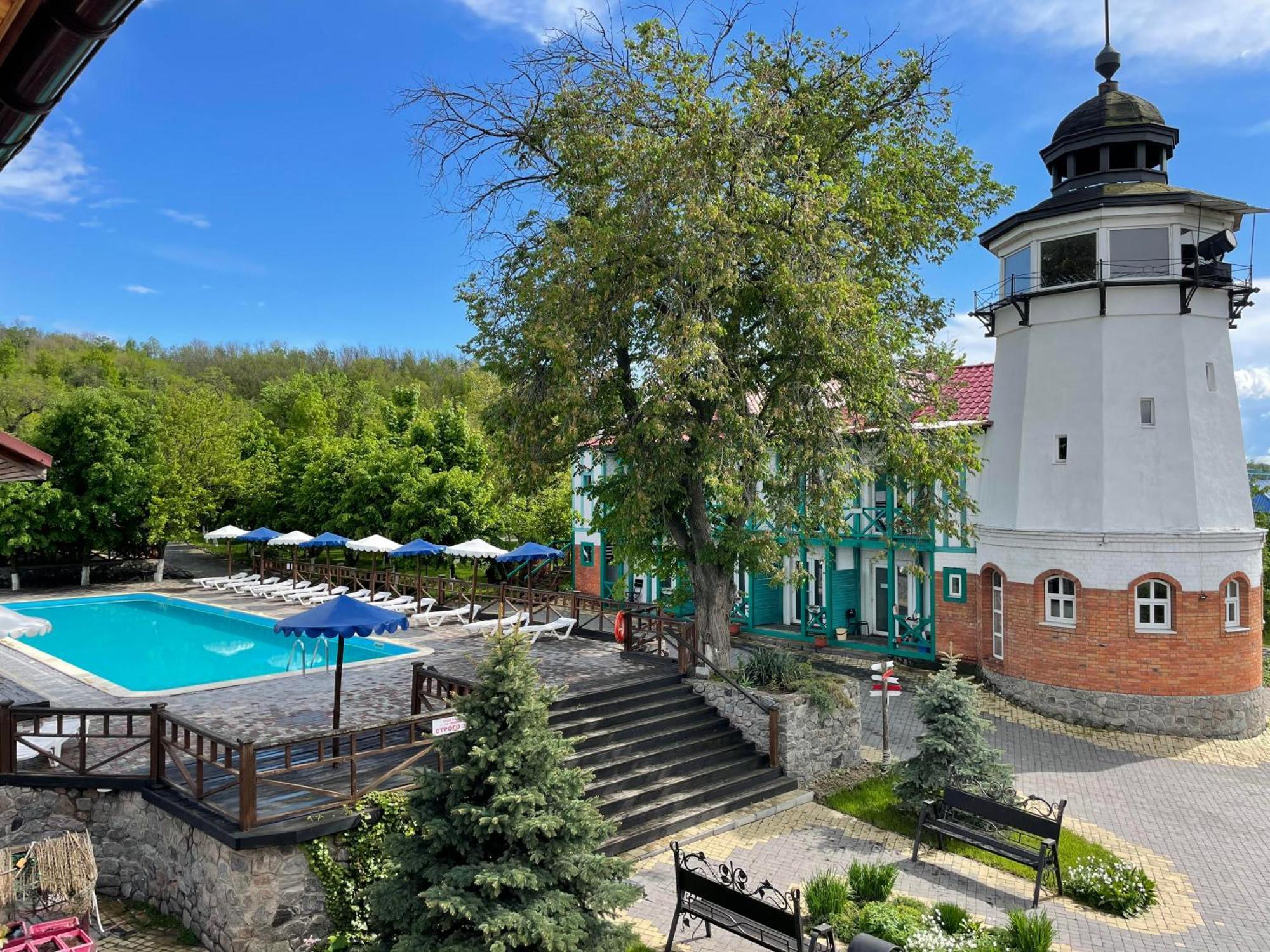 Mayak Resort Kam'yani Potoky 外观 照片