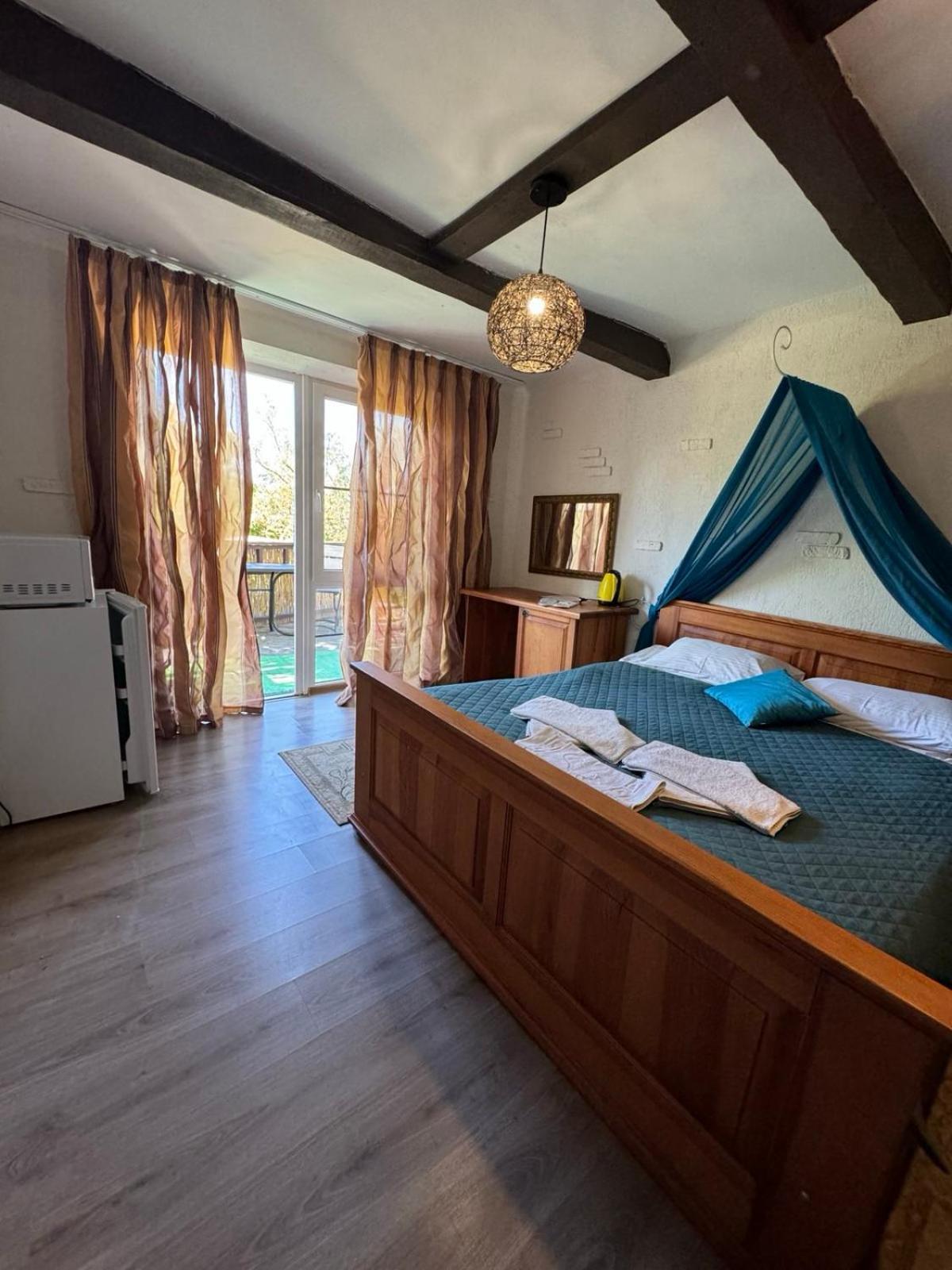 Mayak Resort Kam'yani Potoky 客房 照片