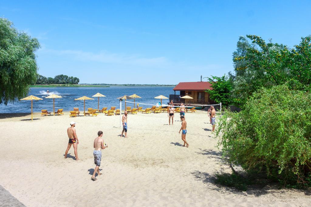 Mayak Resort Kam'yani Potoky 外观 照片