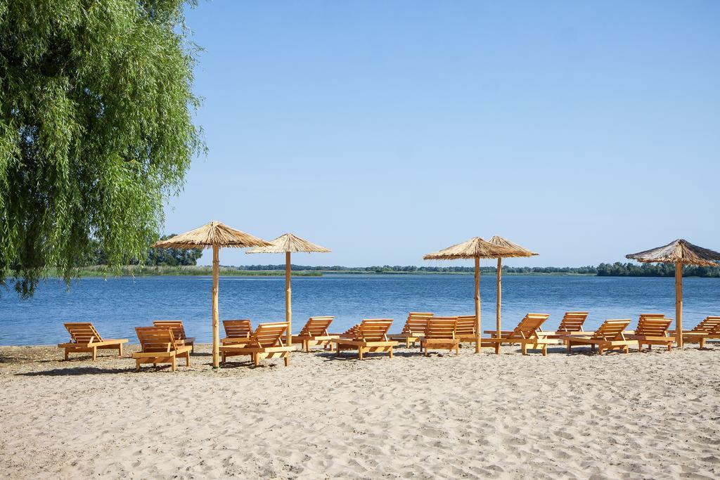 Mayak Resort Kam'yani Potoky 外观 照片